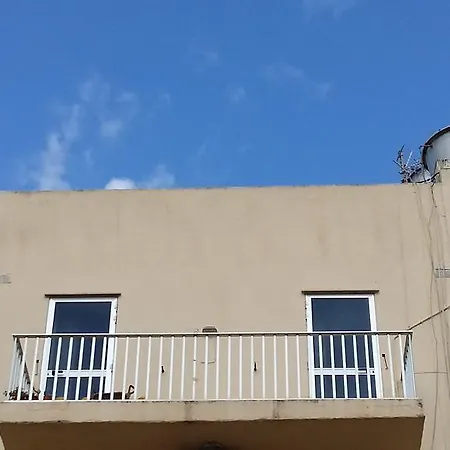 Rose Flat * خليج سانت بول